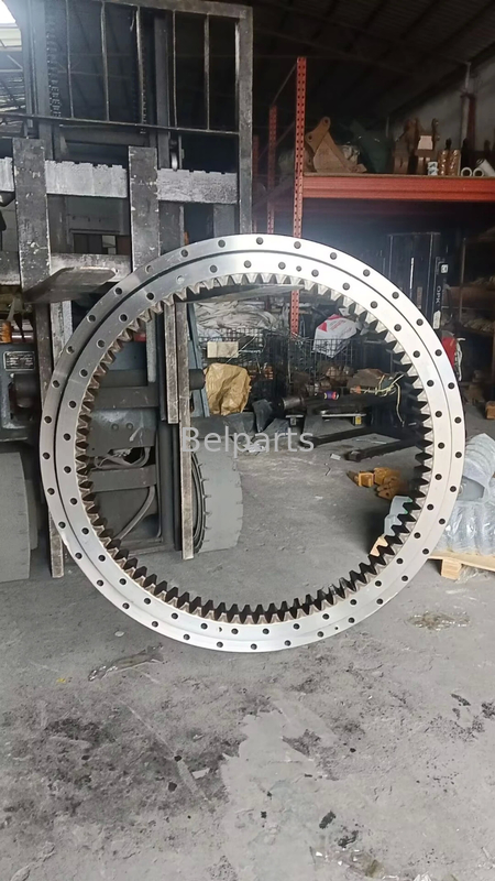 Hitachi EX150-5 Bộ phận phụ tùng máy đào 9146953 Vòng xích xích được sản xuất bằng vật liệu thép