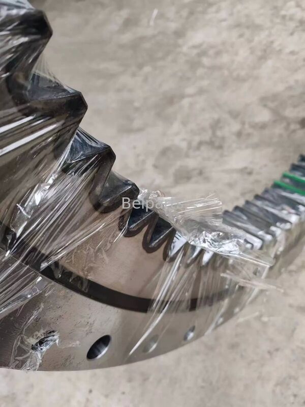 DX300 Slewing Bearing for Doosan Excavator Spare Parts 109-00181A Slew Ring Swing Circle OEM
