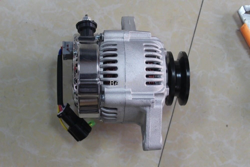 Phụ tùng máy xúc Động cơ 119626-77210 Máy phát điện 4TNV94 Máy phát điện 4TNV94 R60-7 R55-7