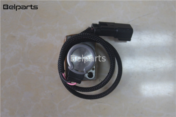 Phụ tùng máy xúc Belparts Van thí điểm điều khiển bơm thủy lực 702-21-57400 Van điện từ cho PC200-8 PC220-8 PC300-8